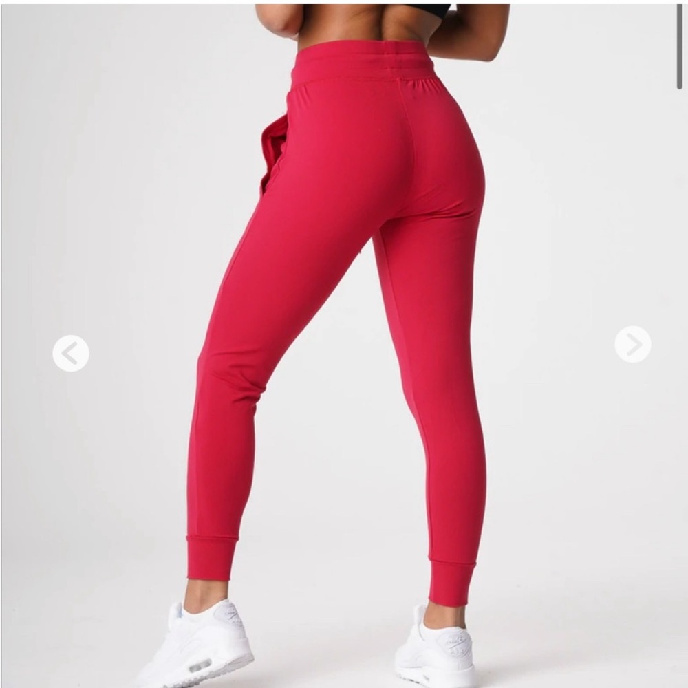 nvgtn ruby red joggers - Picture 4 of 6